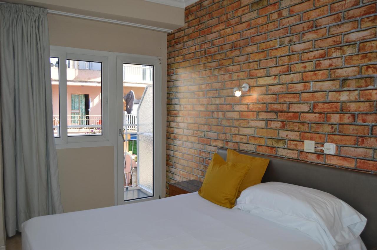 Hostal Mar Del Plata (Adults Only) S'Arenal Dış mekan fotoğraf