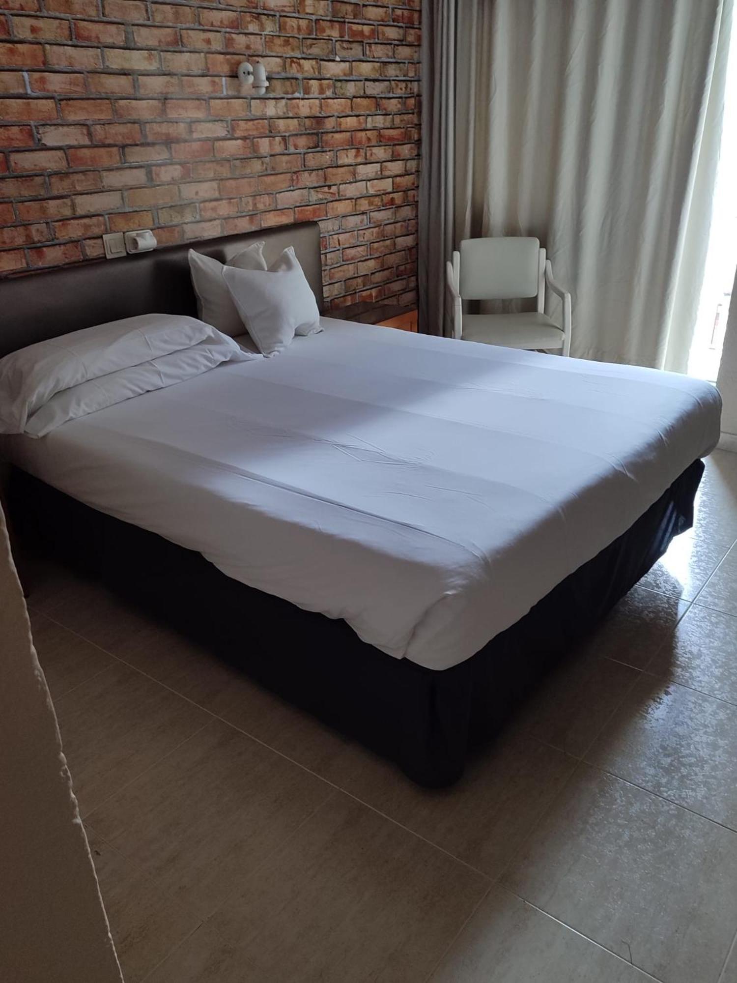 Hostal Mar Del Plata (Adults Only) S'Arenal Dış mekan fotoğraf