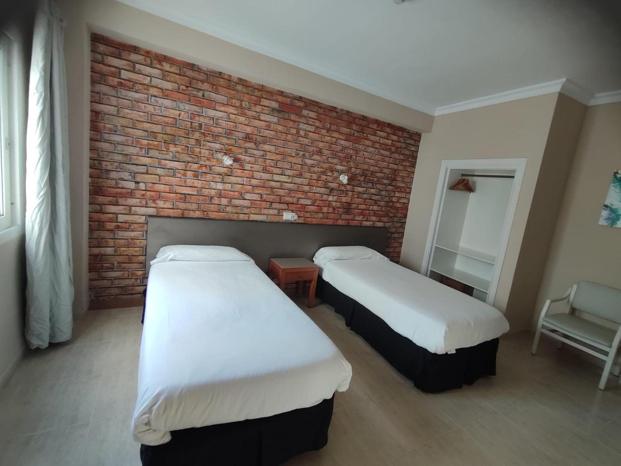 Hostal Mar Del Plata (Adults Only) S'Arenal Dış mekan fotoğraf