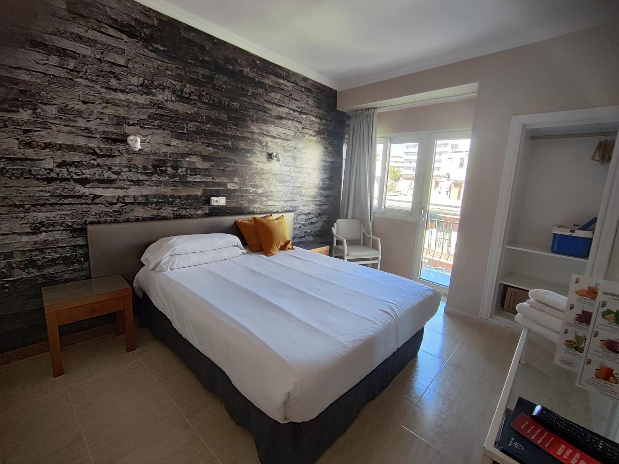 Hostal Mar Del Plata (Adults Only) S'Arenal Dış mekan fotoğraf